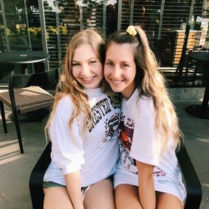 Meet your Posher, Addie